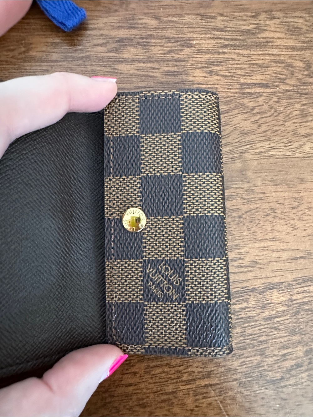 Louis Vuitton Damier Ebene Multicles 4 Key Holder with box and cert of auth - Picture 5 of 11